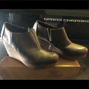 Dr scholls brown grey bootie size 8.5
